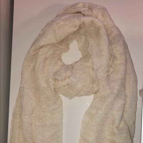 Scarf - Picture 3 of 4